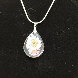 Flower necklace